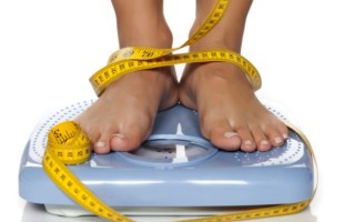 初中女生饿瘦到70斤:因身材焦虑,陷入减肥误区！